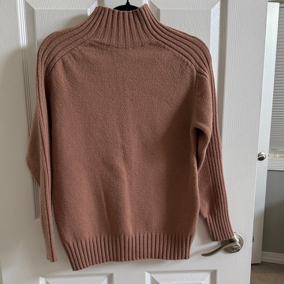 SHEIN Warm Brown Turtleneck Sweater - Picture 3 of 6